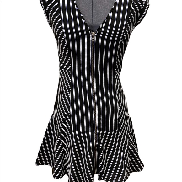 VERONICA BEARD Pop stripe fit and flare zip up dress Size 2 - Picture 3 of 7
